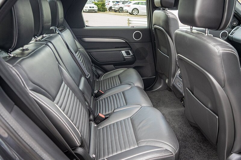 Land Rover 3.0 D300 MHEV R-Dynamic HSE SUV 5dr Diesel Auto 4WD Euro 6 (s/s) (300 ps)