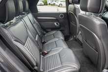 Land Rover 3.0 D300 MHEV R-Dynamic HSE SUV 5dr Diesel Auto 4WD Euro 6 (s/s) (300 ps)