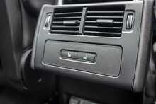 Land Rover 3.0 D300 MHEV R-Dynamic HSE SUV 5dr Diesel Auto 4WD Euro 6 (s/s) (300 ps)