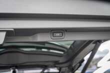 Land Rover 3.0 D300 MHEV R-Dynamic HSE SUV 5dr Diesel Auto 4WD Euro 6 (s/s) (300 ps)