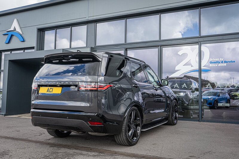 Land Rover 3.0 D300 MHEV R-Dynamic HSE SUV 5dr Diesel Auto 4WD Euro 6 (s/s) (300 ps)