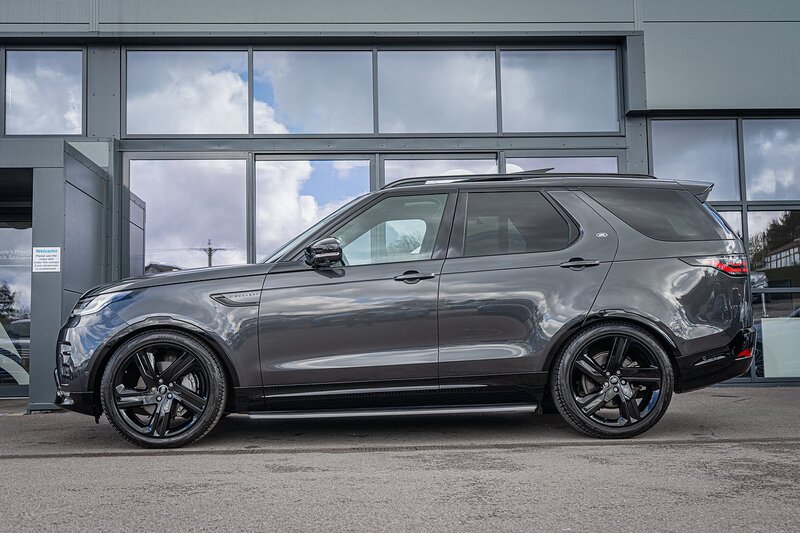 Land Rover 3.0 D300 MHEV R-Dynamic HSE SUV 5dr Diesel Auto 4WD Euro 6 (s/s) (300 ps)