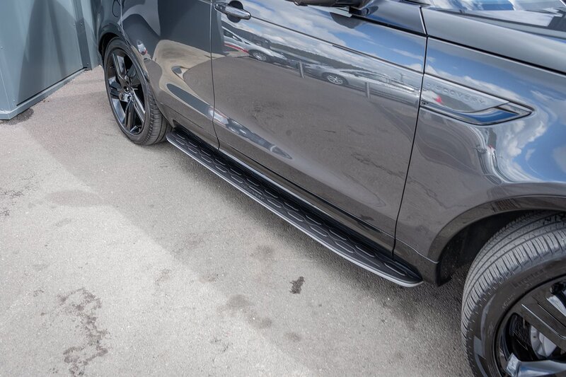 Land Rover 3.0 D300 MHEV R-Dynamic HSE SUV 5dr Diesel Auto 4WD Euro 6 (s/s) (300 ps)