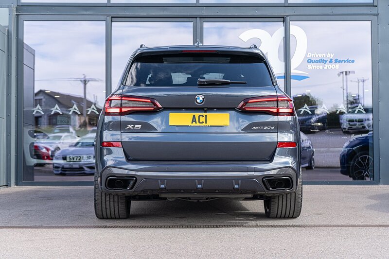 BMW 3.0 30d MHT M Sport SUV 5dr Diesel Hybrid Auto xDrive Euro 6 (s/s) (286 ps)