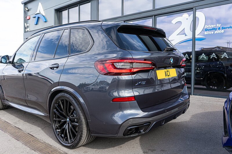 BMW 3.0 30d MHT M Sport SUV 5dr Diesel Hybrid Auto xDrive Euro 6 (s/s) (286 ps)