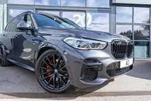BMW 3.0 30d MHT M Sport SUV 5dr Diesel Hybrid Auto xDrive Euro 6 (s/s) (286 ps)
