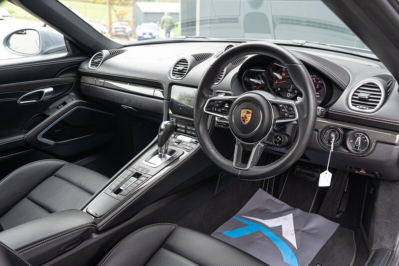 Porsche 2.0T Style Edition Convertible 2dr Petrol PDK Euro 6 (s/s) (300 ps)