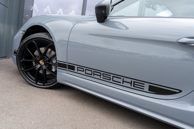 Porsche 2.0T Style Edition Convertible 2dr Petrol PDK Euro 6 (s/s) (300 ps)