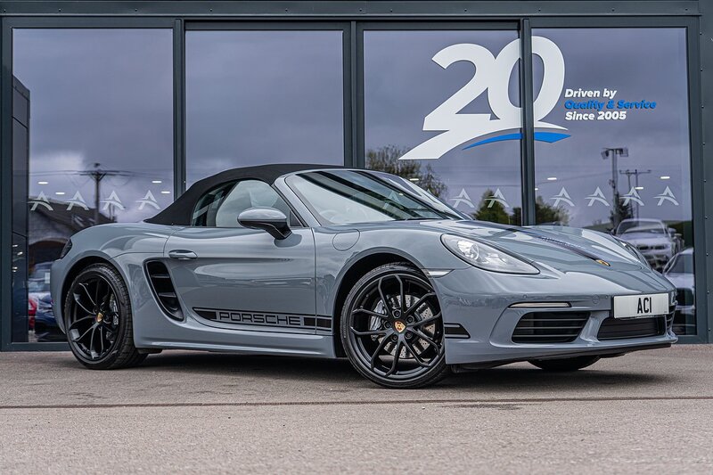 Porsche 2.0T Style Edition Convertible 2dr Petrol PDK Euro 6 (s/s) (300 ps)