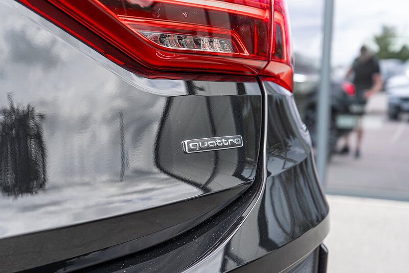 Audi 2.0 TDI 40 Vorsprung Sportback 5dr Diesel S Tronic quattro Euro 6 (s/s) (200 ps)