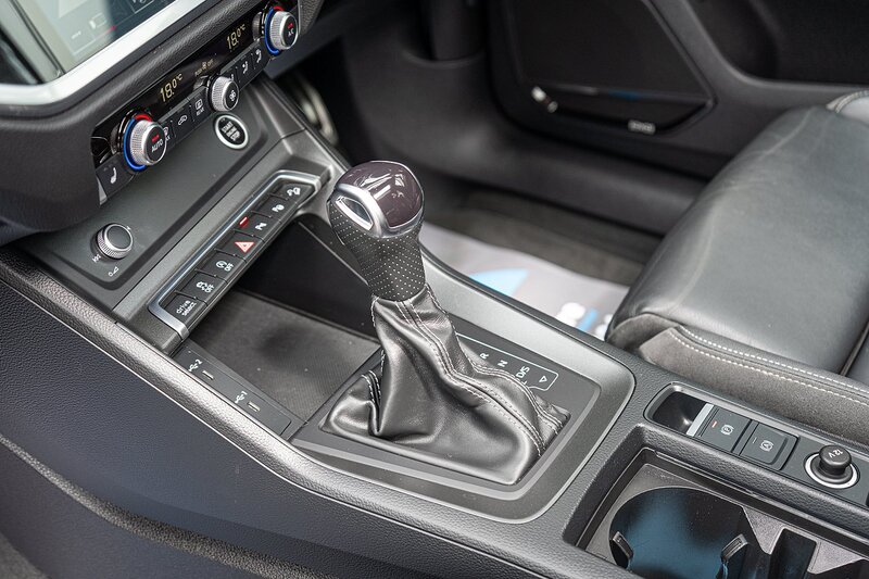 Audi 2.0 TDI 40 Vorsprung Sportback 5dr Diesel S Tronic quattro Euro 6 (s/s) (200 ps)