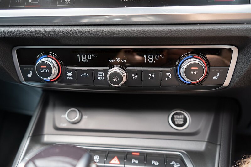 Audi 2.0 TDI 40 Vorsprung Sportback 5dr Diesel S Tronic quattro Euro 6 (s/s) (200 ps)