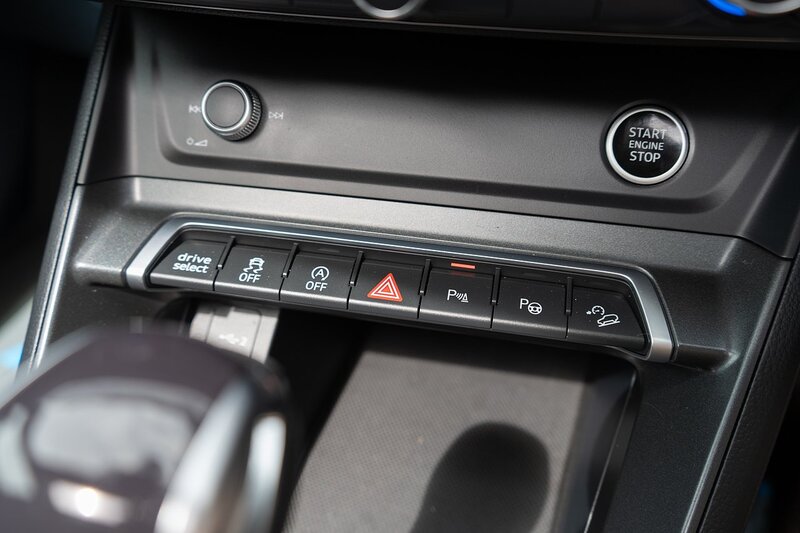 Audi 2.0 TDI 40 Vorsprung Sportback 5dr Diesel S Tronic quattro Euro 6 (s/s) (200 ps)