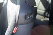 Land Rover 3.0 D250 MHEV X-Dynamic HSE SUV 3dr Diesel Auto 4WD Euro 6 (s/s) (250 ps)