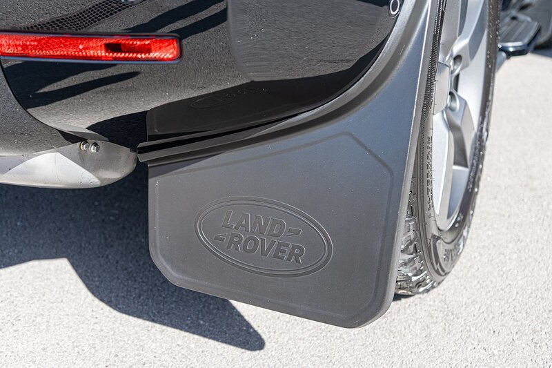 Land Rover 3.0 D250 MHEV X-Dynamic HSE SUV 3dr Diesel Auto 4WD Euro 6 (s/s) (250 ps)