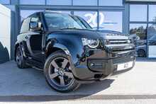 Land Rover 3.0 D250 MHEV X-Dynamic HSE SUV 3dr Diesel Auto 4WD Euro 6 (s/s) (250 ps)