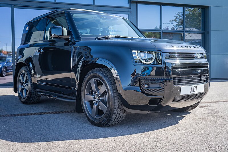 Land Rover 3.0 D250 MHEV X-Dynamic HSE SUV 3dr Diesel Auto 4WD Euro 6 (s/s) (250 ps)