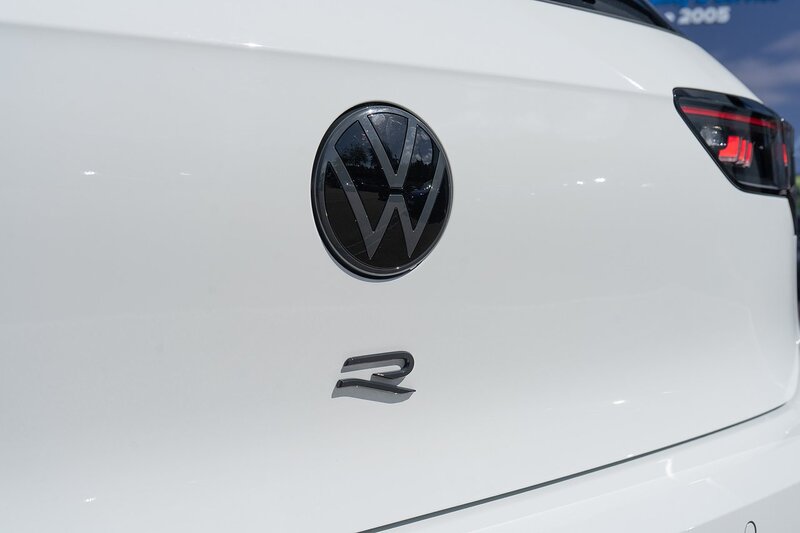 Volkswagen 2.0 TSI R Black Edition Hatchback 5dr Petrol DSG 4Motion Euro 6 (s/s) (333 ps)