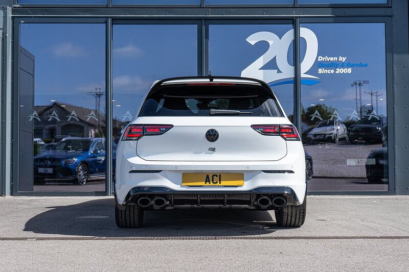 Volkswagen 2.0 TSI R Black Edition Hatchback 5dr Petrol DSG 4Motion Euro 6 (s/s) (333 ps)