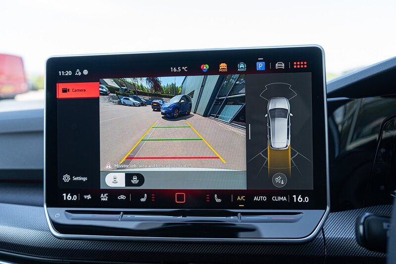 Volkswagen 2.0 TSI R Black Edition Hatchback 5dr Petrol DSG 4Motion Euro 6 (s/s) (333 ps)