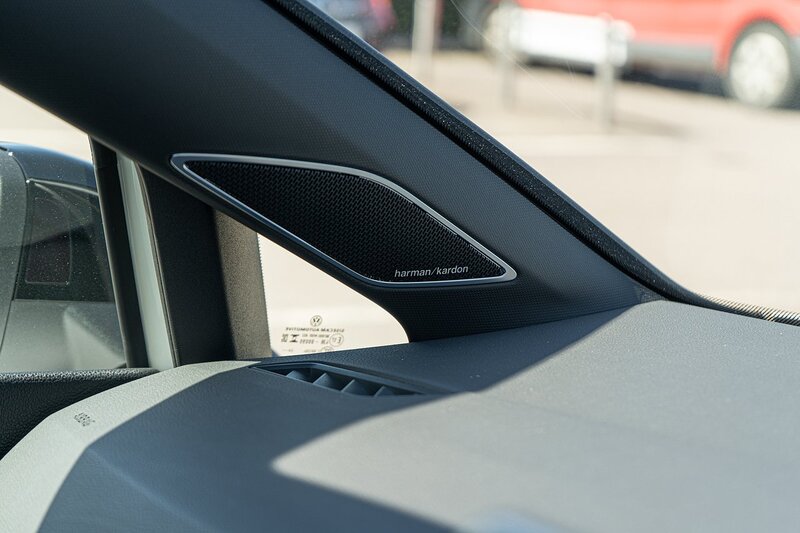 Volkswagen 2.0 TSI R Black Edition Hatchback 5dr Petrol DSG 4Motion Euro 6 (s/s) (333 ps)