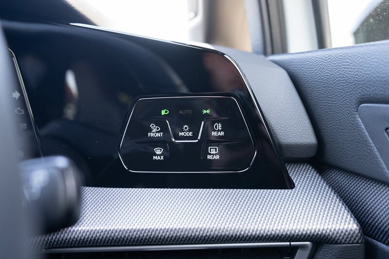 Volkswagen 2.0 TSI R Black Edition Hatchback 5dr Petrol DSG 4Motion Euro 6 (s/s) (333 ps)