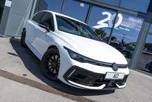 Volkswagen 2.0 TSI R Black Edition Hatchback 5dr Petrol DSG 4Motion Euro 6 (s/s) (333 ps)