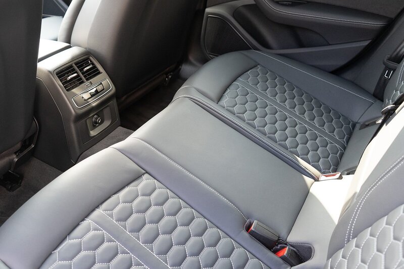 Audi 2.9 TFSI V6 Carbon Black Estate 5dr Petrol Tiptronic quattro Euro 6 (s/s) (450 ps)