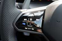 Volkswagen 2.0 TSI R Black Edition Hatchback 5dr Petrol DSG 4Motion Euro 6 (s/s) (333 ps)