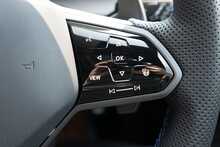 Volkswagen 2.0 TSI R Black Edition Hatchback 5dr Petrol DSG 4Motion Euro 6 (s/s) (333 ps)