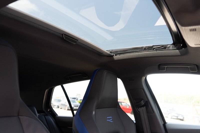 Volkswagen 2.0 TSI R Black Edition Hatchback 5dr Petrol DSG 4Motion Euro 6 (s/s) (333 ps)