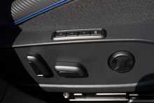 Volkswagen 2.0 TSI R Black Edition Hatchback 5dr Petrol DSG 4Motion Euro 6 (s/s) (333 ps)