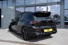 Volkswagen 2.0 TSI R Black Edition Hatchback 5dr Petrol DSG 4Motion Euro 6 (s/s) (333 ps)