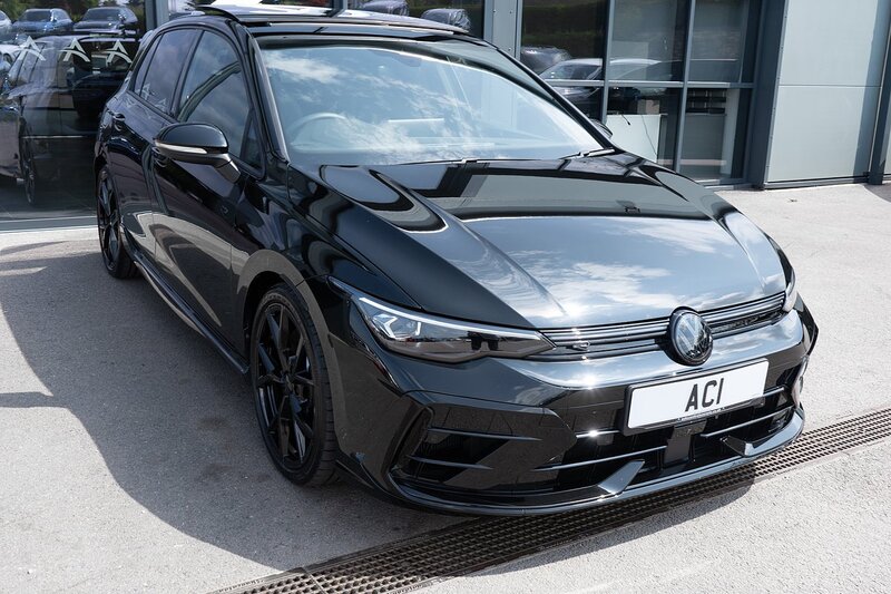 Volkswagen 2.0 TSI R Black Edition Hatchback 5dr Petrol DSG 4Motion Euro 6 (s/s) (333 ps)