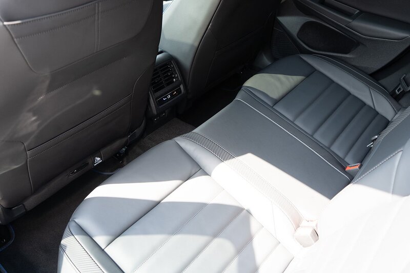 Volkswagen 2.0 TSI R Black Edition Hatchback 5dr Petrol DSG 4Motion Euro 6 (s/s) (333 ps)