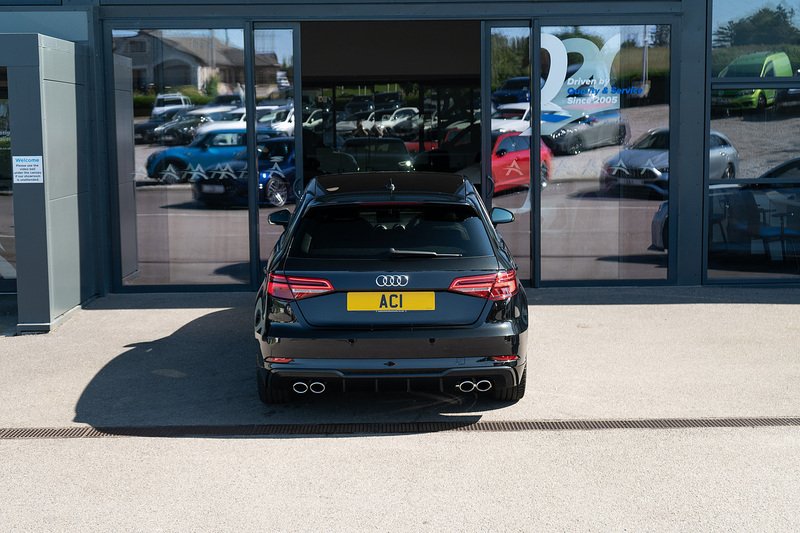 Audi S3 TFSI Black Edition - U4963