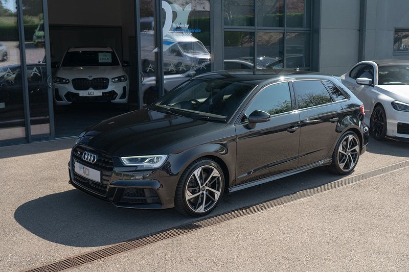 Audi S3 TFSI Black Edition - U4963