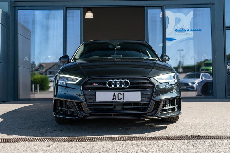 Audi S3 TFSI Black Edition - U4963