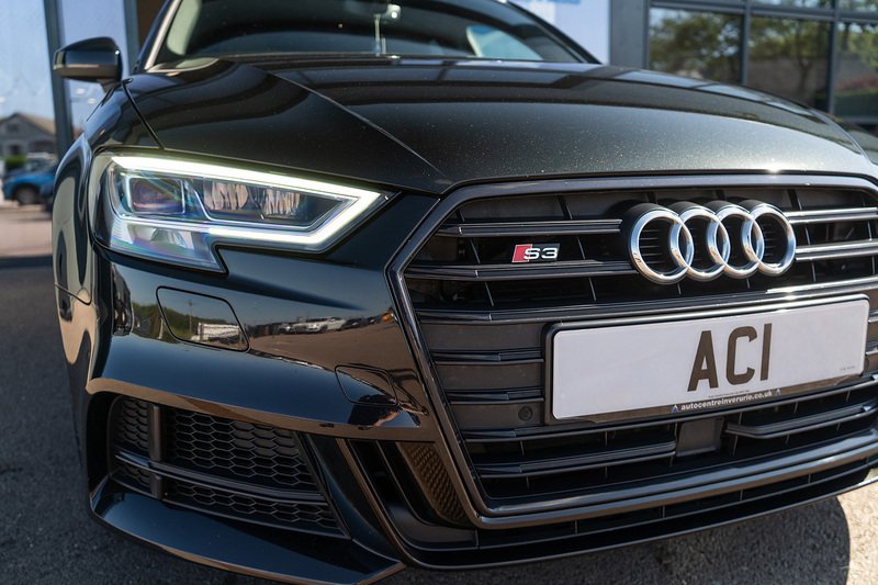 Audi S3 TFSI Black Edition - U4963