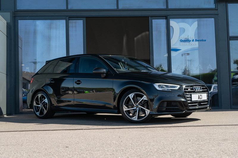 Audi S3 TFSI Black Edition - U4963