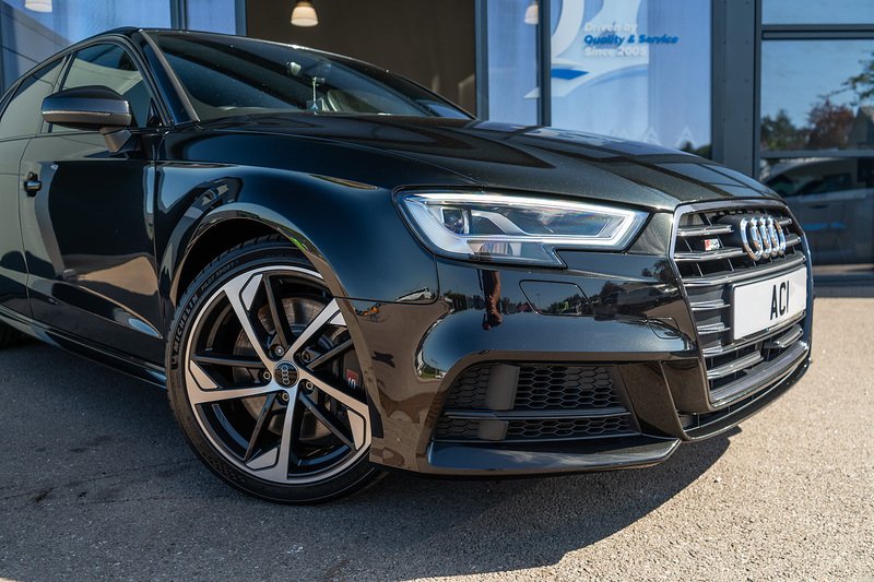 Audi S3 TFSI Black Edition - U4963