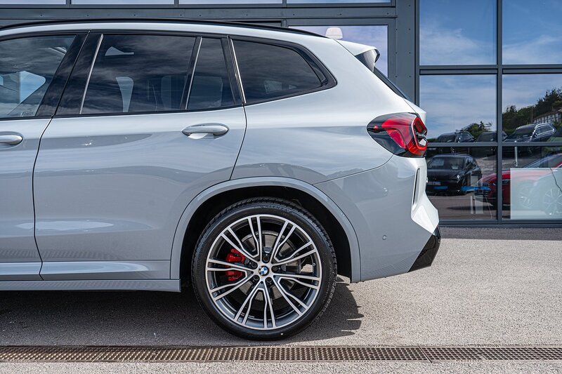 BMW 3.0 M40i MHT SUV 5dr Petrol Hybrid Auto xDrive Euro 6 (s/s) (360 ps)