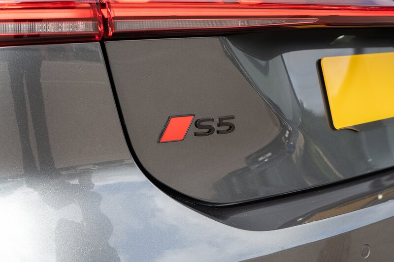 Audi 3.0 TFSI Edition 1 Estate 5dr Petrol S Tronic quattro Euro 6 (s/s) (367 ps)