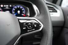 Volkswagen 1.5 TSI R-Line SUV 5dr Petrol DSG Euro 6 (s/s) (150 ps)