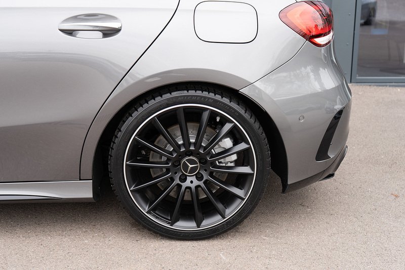 Mercedes-Benz 2.0 A35 AMG Edition (Premium Plus) Hatchback 5dr Petrol 7G-DCT 4MATIC Euro 6 (s/s) (306 ps)