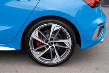 Audi 2.0 TFSI Sportback 5dr Petrol S Tronic quattro Euro 6 (s/s) (310 ps)