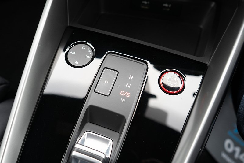 Audi 2.0 TFSI Sportback 5dr Petrol S Tronic quattro Euro 6 (s/s) (310 ps)