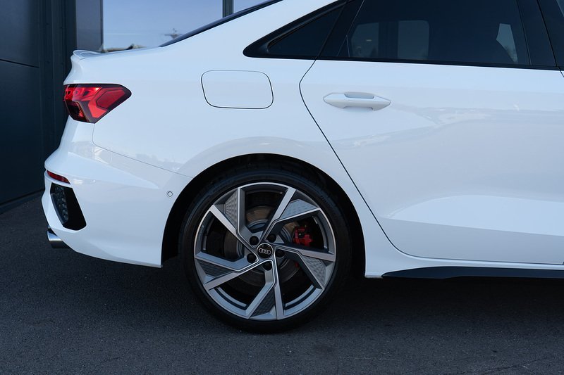 Audi 2.0 TFSI Black Edition Saloon 4dr Petrol S Tronic quattro Euro 6 (s/s) (310 ps)