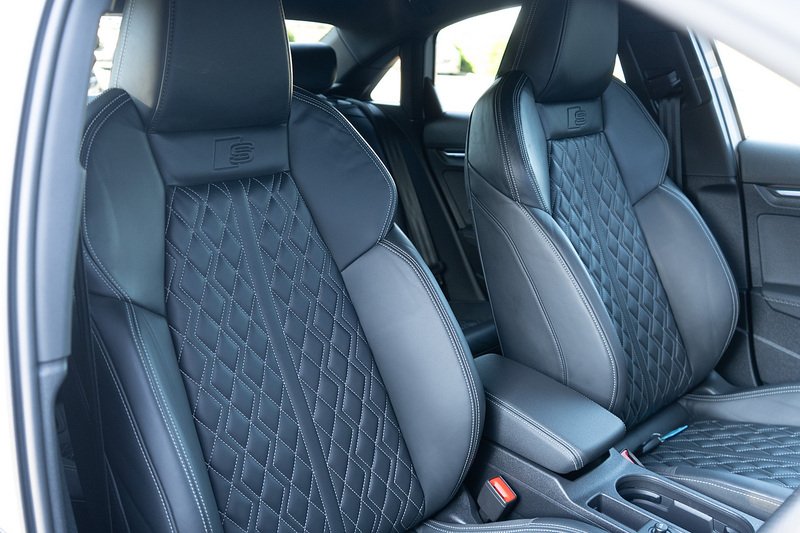 Audi 2.0 TFSI Black Edition Saloon 4dr Petrol S Tronic quattro Euro 6 (s/s) (310 ps)