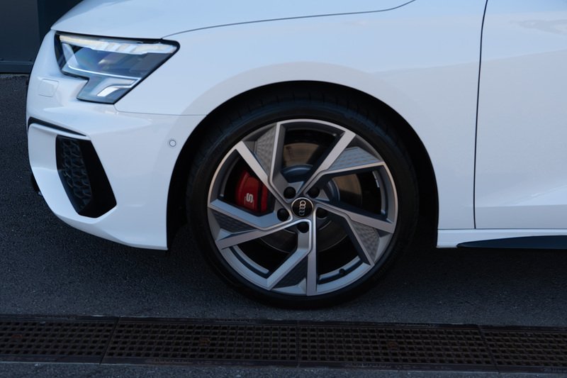 Audi 2.0 TFSI Black Edition Saloon 4dr Petrol S Tronic quattro Euro 6 (s/s) (310 ps)